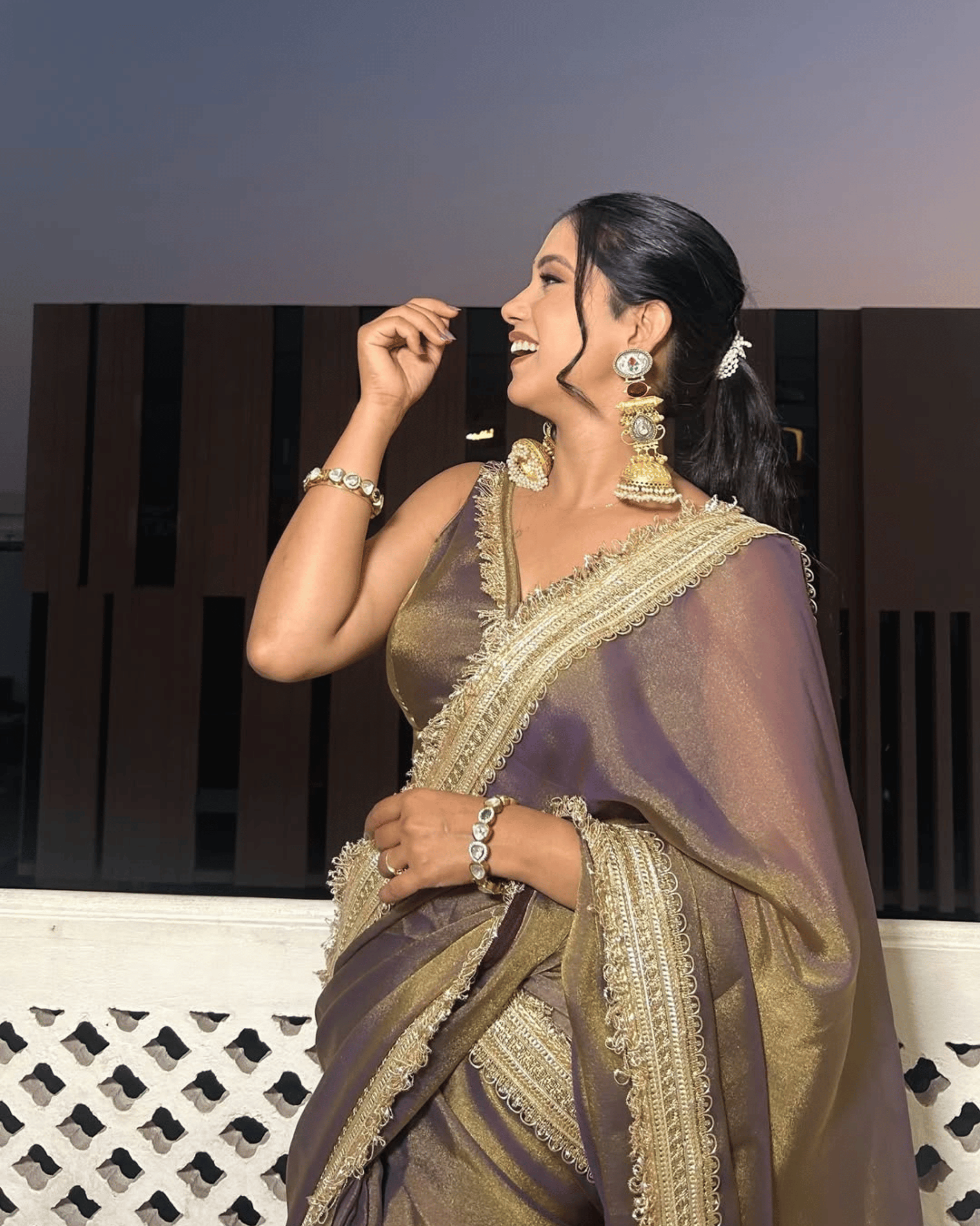 Ash Golden Purple Two-Tone Saree With Unstitched Blouse Piece